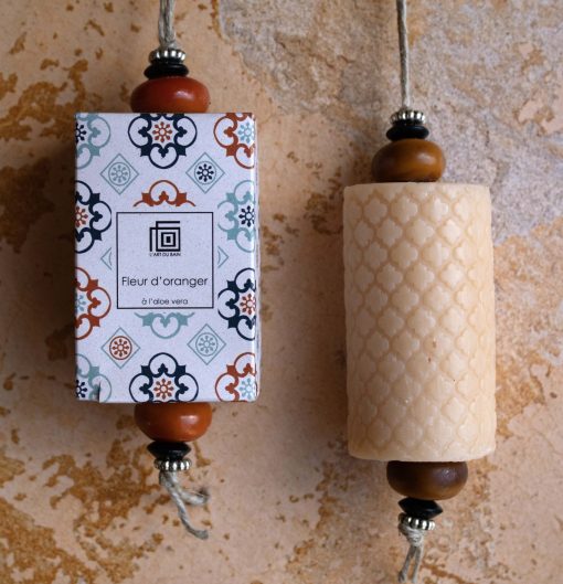 Fleur d'oranger sur corde box